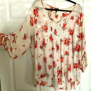 Flowy Torrid blouse. Size 3
